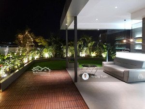 cần bán gấp penthouse sky garden pmh quận 7 giá rẻ, dt 200m2, 4pn, giá bán 11 tỷ lh 