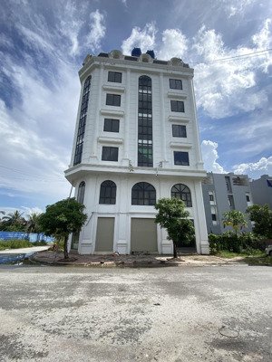 nhà khu tái định cư trục đường 30m, hồ sen, cầu rào 2toà nhà 7 tầng