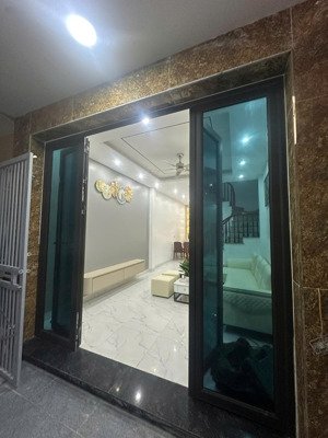 nhà đẹp - đại thành 44m2/ 4 tầng gần kđt đô nghĩa/ chợ trường cấp 1,2 đại thành giá 3,95 tỷ