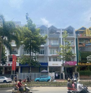 hot bán căn nhà phố mt đ. nguyễn thị thập himlam shr, hđt 79tr gb: 45 tỷ lh: 