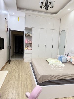 bán nhà đẹp phố kim giang 48m-5t- hơn 10 tỷ vài mét ra mặt phố