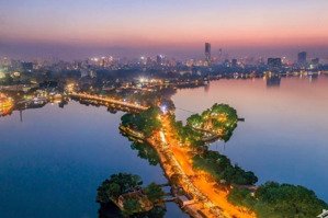 gia đình cần bán gấp nhà quảng khánh quảng an tây hồ view trực diện hồ tây.