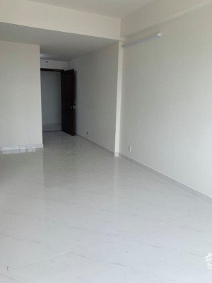 bán căn hộ green river q8 2pn,2wc nhà trống 3 tỷ 2