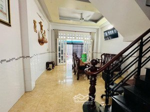 nhà đẹp 4 tầng gần cầu chà và quận 8 - 51m2, 4pn, ngang 4.9 vuông vức - chỉ 5.65 tỷ