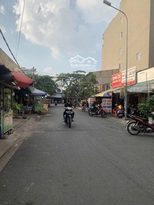 nhà mặt tiền đường số 12 m, lý phục man quận 7. 6,4*21, chỉ 10 tỷ. được xd hầm và cao tầng.