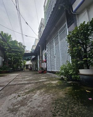 bán nhà rẻ , hot tren đường số 8 , bhh b , bình tân