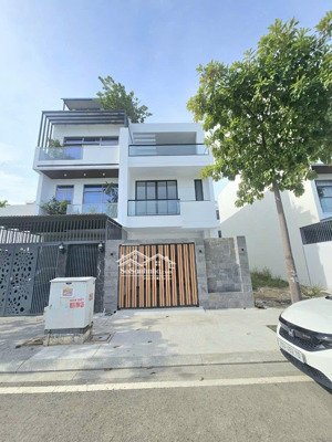 bán nhà mỹ gia gói 7 đầy đủ nội thất mới đối diện sân bóng chỉ 7,9 tỷ