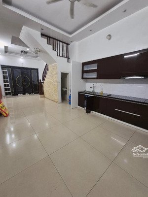 bán nhà 42m nguyễn ngọc nại 5 tầng, mt 4m, ngõ ô tô, ở ngay