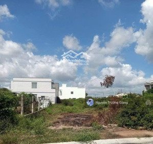 kẹt tiền bán gấp đất 120m2 mtđ. trần bình trọng, phường 3, gần bvđk tỉnh bạc liêu. giá 500tr. shr