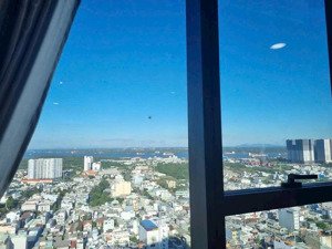 bán căn hộ sunshine sky city q7 , 2pn 2wc , 75m2 . view thoáng đẹp . giá chỉ : 5ty200tr