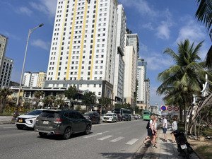 bán nhà mặt tiền lê quang đạo, gần đường nguyễn văn thoại, chỉ 200m đến bãi biển mỹ khê du lịch