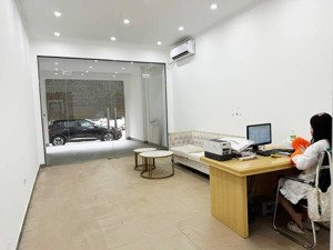 bán nhà ngõ 121 trung kính khu vực vip toàn quan chức. an sinh tuyệt vời 90m 5 tầng giá bán 36 tỷ