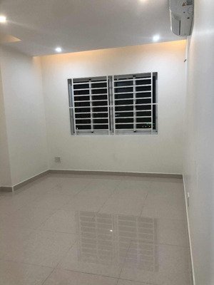 cần cho thuê căn hộ 2 phòng ngủ q6