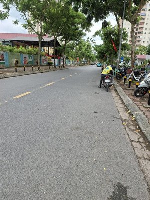 ct quân đội thạch bàn full nội thất xách vali ở ngay