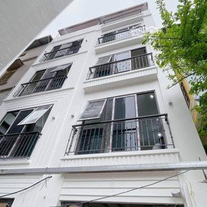 bán nhà trung kính - cầu giấy, oto đỗ cửa , 50m 5t thang máy, full nội thất xịn , gần phố
