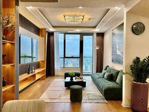 bán chung cư căn góc iris garden 30 trần hữu dực nam từ liêm 3pn, 2w full nội thất, sổ đỏ nhỉnh 8tỷ