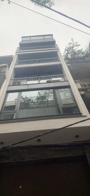 bán nhà phân lô khu hoàng cầu - vị trí vàng, tiện ích đỉnh - 50m2 - mặt tiền 4.5m, giá 19 tỷ