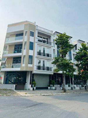 bán nhà đẹp 2 mặt thoáng tại kđt thanh hà, nhận nhà ở luôn