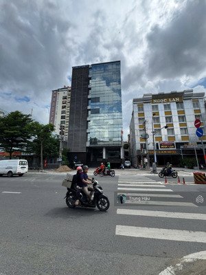 bán tòa building mt lý thường kiệt quận 11 - dt 15x22m - cn 2.200m2 - hầm - 9 tầng - giá 120 tỷ