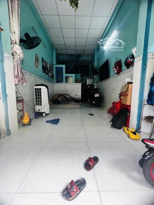 bán nhà vị trí kinh doanh quận tân phú - cạnh trường học - hẻm 8m thông tứ hướng chỉ 4 tỷ -