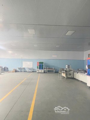 ct nhà xưởng đường phượng bãi, biên giang, hà đông. dt 1000m2 xuất vat. bv 24/24. giá 60 ngàn/m2/th