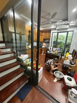 cực hot! nhà siêu to, phân lô, vỉa hè, ô tô tránh lk kiến hưng dt 50m2, 6 tầng, mt 4m, 6pn