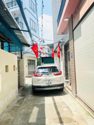 nhà 7 tầng thang máy phố ngô gia tự oto vào nhà cực đẹp