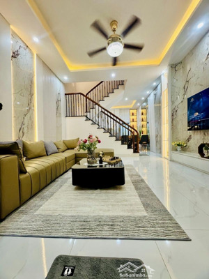 bán nhà kim ngưu - hai bà trưng, diện tích 46m, 5 tầng, tặng full nội thất xịn, giá 9.68 tỷ