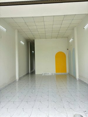 cho thuê mặt tiền huỳnh tấn phát - nhà bè