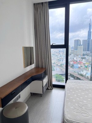 cho thuê nhanh -căn 2pn vinhomes bason giá tốt chỉ 21 triệu ,70m2 .full nt giá tốt nhất thị trường