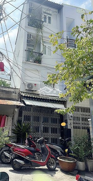 bán nhà quận 8 hẻm 154 âu dương lân, p3 q8 - 3.6mx 10m = 36 m - nhinh 5 tỷ 