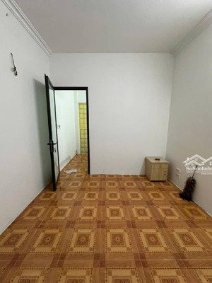 bá*n nhà thúy lĩnh, lĩnh nam 30m,4 tầng, 4,5 t*ỷ ,s*ổ đỏ dưới bài.
lh thiết kế:- tầng 1: