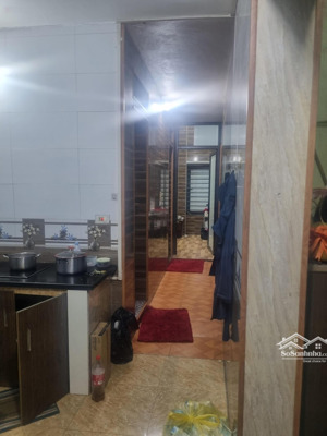 bán nhà 2 tầng dt 133m2 cách 10m ôtô chạy thông cách đại lộ thăng long 1 km rất nhiều tiện ích.