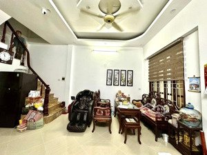 bán nhà 5 tầng đẹp về ở luôn đường hoàng mai quận hoàng mai nối phố trương định, minh khai, đền lừ