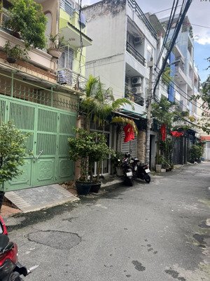 bán gấp nhà riêng , 6 pn. , 6 wc , tại p3 tân bình , 48 m2 , giá chỉ có 8,98 tỷ