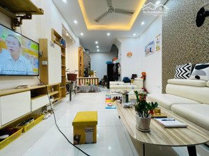 bán nhà lạc long quân - tây hồ, 42m 5t, gần oto, nhà đẹp full nội thất, dân xây, giá 12 tỷ