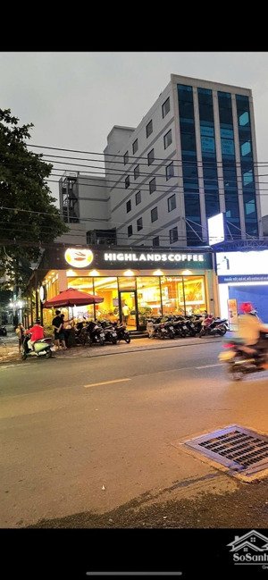 mặt tiền nguyễn xí 116m2 ngang 5,7m x 21m- đang cho thuê - dòng tiền 45 tr/ tháng-chỉ 24,9 tỷ