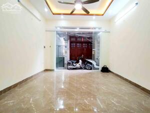 Bán nhà Kim Mã, Ba Đình, nhà đẹp, mặt tiền rộng, 45mx5t, 9.1 tỷ, 0985696268