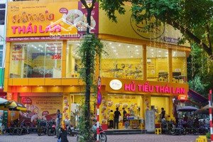 cho thuê nhà mặt phố vũ phạm hàm, cầu giấy, với diện tích 300m2, mặt tiền rộng, lô góc, siêu hot!