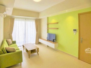 bán căn hộ tại masteri thảo điền tầng cao gồm 2 phòng ngủ view đẹp với diện tích 74m2