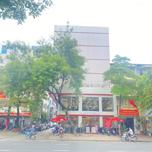 cho thuê nhà mặt phố tại hoàng quốc việt, cầu giấy mặt tiền rộng 13m, diện tích 280m2