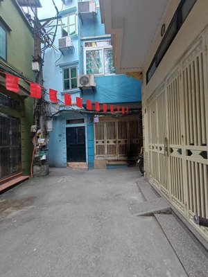 kim hoa -tt đống đa - 40m2, mt : 4.7m - xây ccmn cho thuê đỉnh , 3 mặt thoáng , nở hậu - 11 tỷ