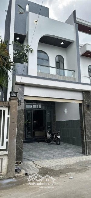 nhà phú hoà 5x16 thổ cư 100% (mới 100%)