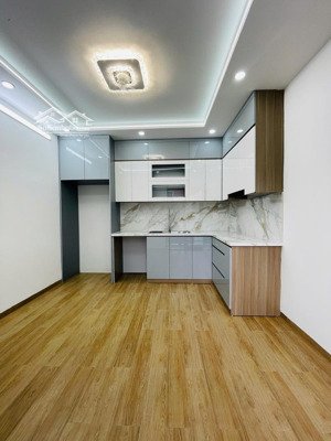 nhà mới hoàng hoa thám, phường vĩnh phúc 48m2*6t, ngõ thông, gần ô tô tránh, thang máy, full nt