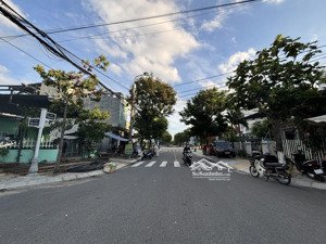 bán lô đất 2 mặt tiền đường phạm vấn, phước mỹ, đà nẵng. lh: 