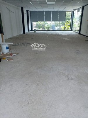 cho thuê mặt bằng đắc địa 20x30m dtsd 320m2 tại nguyễn gia trí d2 bình thạnh 120 triệu/tháng