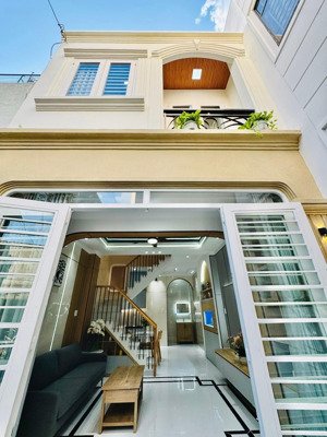 bán nhà 2 tầng ngay nguyễn thị thập, quận 7, đường vào 6m, sổ chính chủ, 58m2 (4*14,5)m