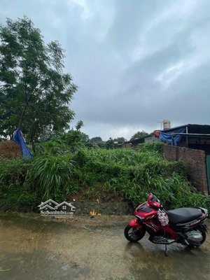 mảnh đất nghỉ dưỡng thôn vip, mặt tiền 7m, gần chợ, trường mầm non, c1-2, xung quanh nhiều biệt thự