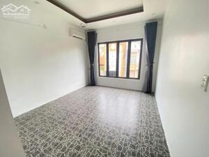 CHO THUÊ NHÀ căn nhà 4 tầng phố Lê Hồng Phong - NGÔ QUYỀN - HẢI PHÒNG