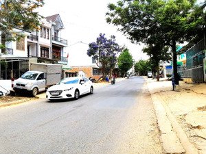 bán nhà riêng tại ngô quyền, 9,8 tỷ, 121m2, 4pn, 3 tầng, pháp lý đầy đủ, giá ưu đãi